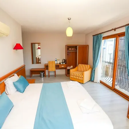 酒店 Gocek Unlu 戈西克