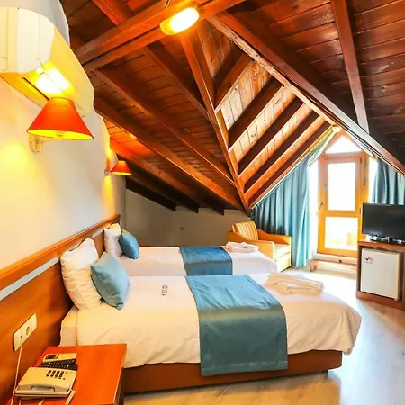 Gocek Unlu 3*