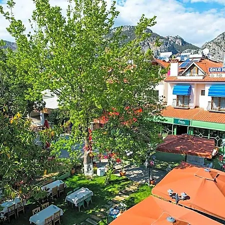 Gocek Unlu 3* Göcek