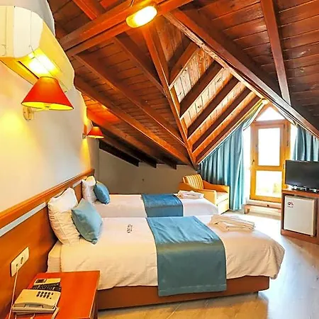 Gocek Unlu 3*